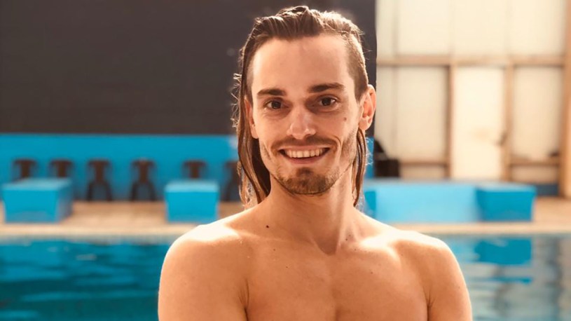 Bruno Lázzaro, representante argentino en natación artística.