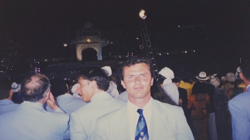 El extenista platense Gabriel Francini, en la Ceremonia de Apertura de Barcelona 1992.