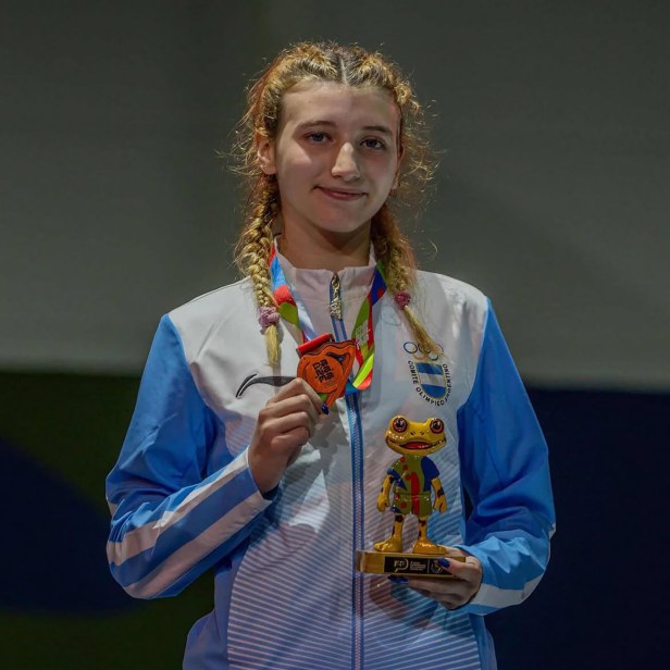 Catalina Sol Borrelli, medalla de bronce en los Juegos Suramericanos de la Juventud en Panamá.